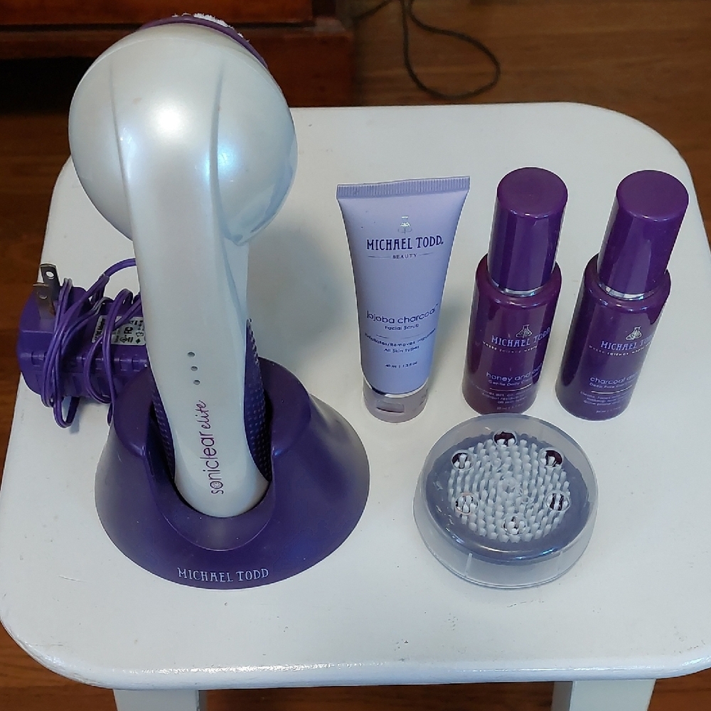 Michael Todd Purple Skincare Set